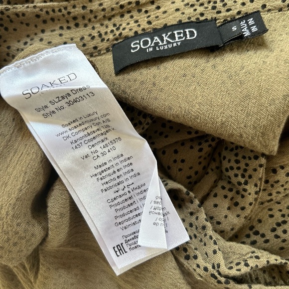 Soaked in luxury zaya dress. - Picture 6 of 6